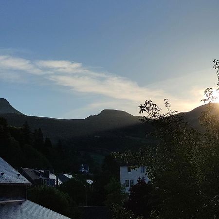 O' Suites Du Sancy Ла-Бурбуль Экстерьер фото